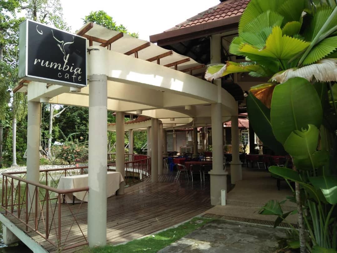 Felda Residence Hot Springs Sungkai Exterior foto