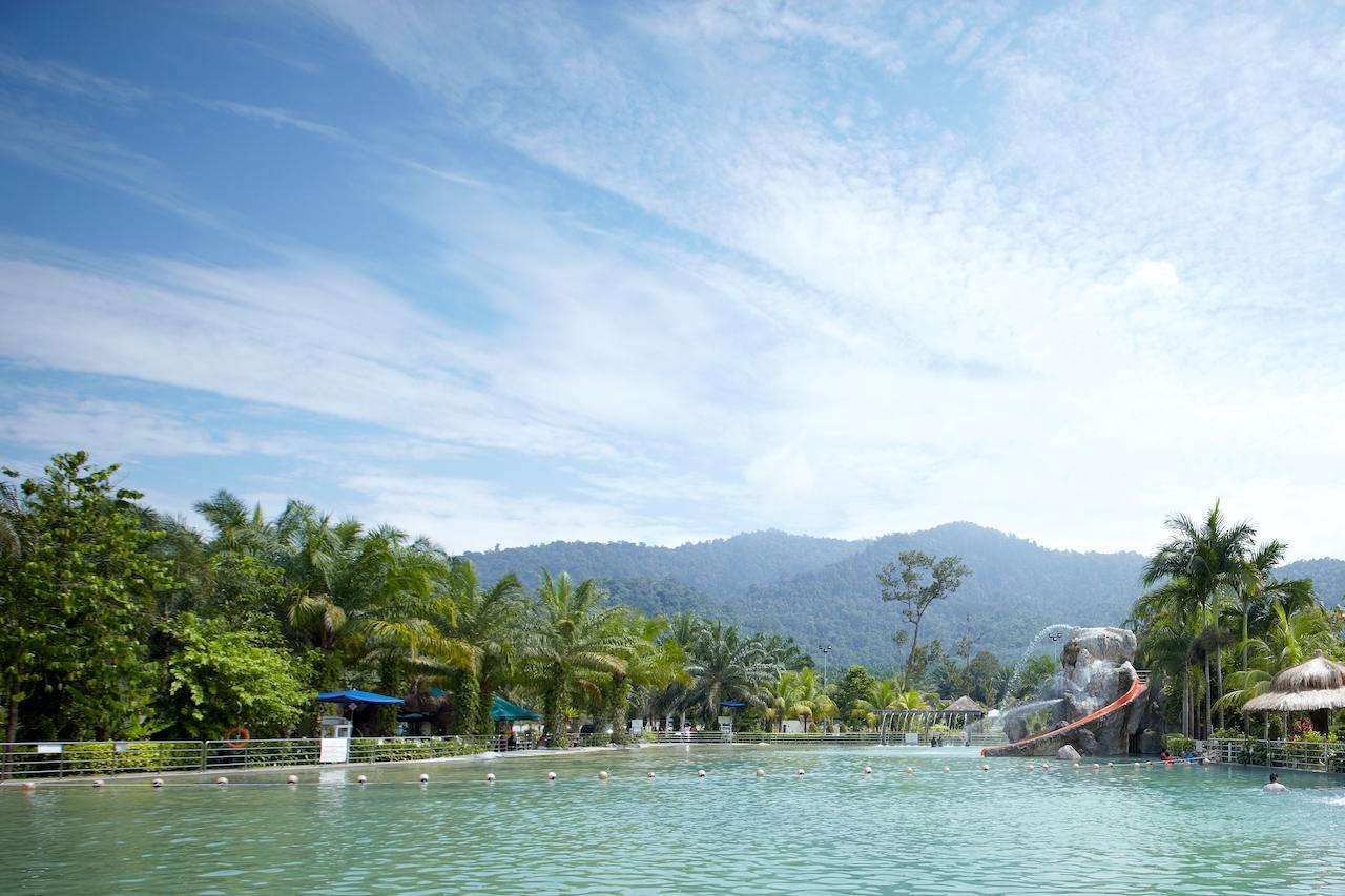 Felda Residence Hot Springs Sungkai Exterior foto